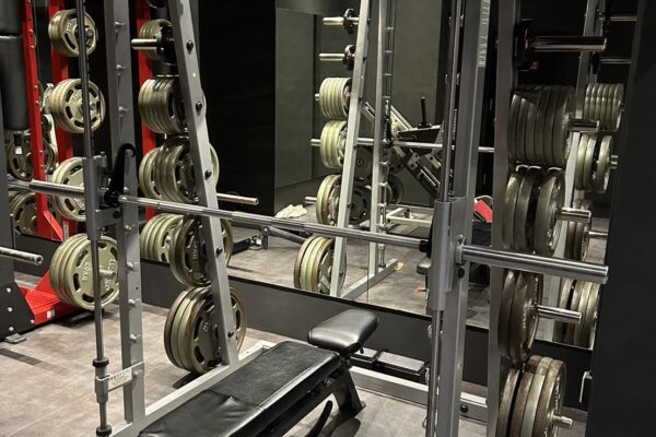 スミスマシンを森本コーチが解説