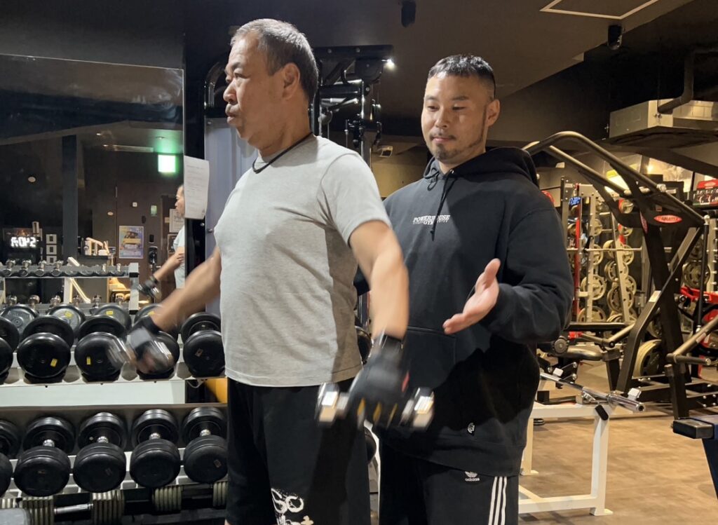 SWAGGYMでお客様のパーソナルトレーニング風景